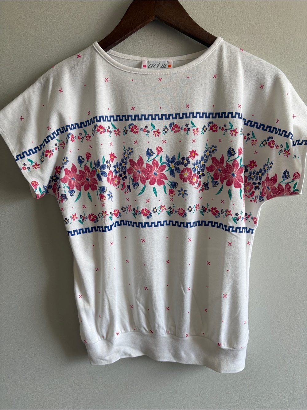 Vintage Act III Floral Sweatshirt Top USA Made Pink Blue Cottagecore Size Small
